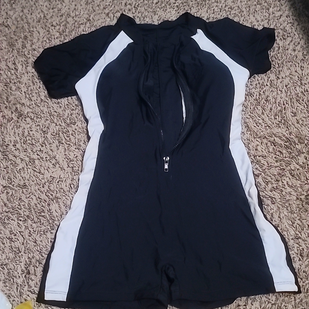 Padded swimsuit with shorts